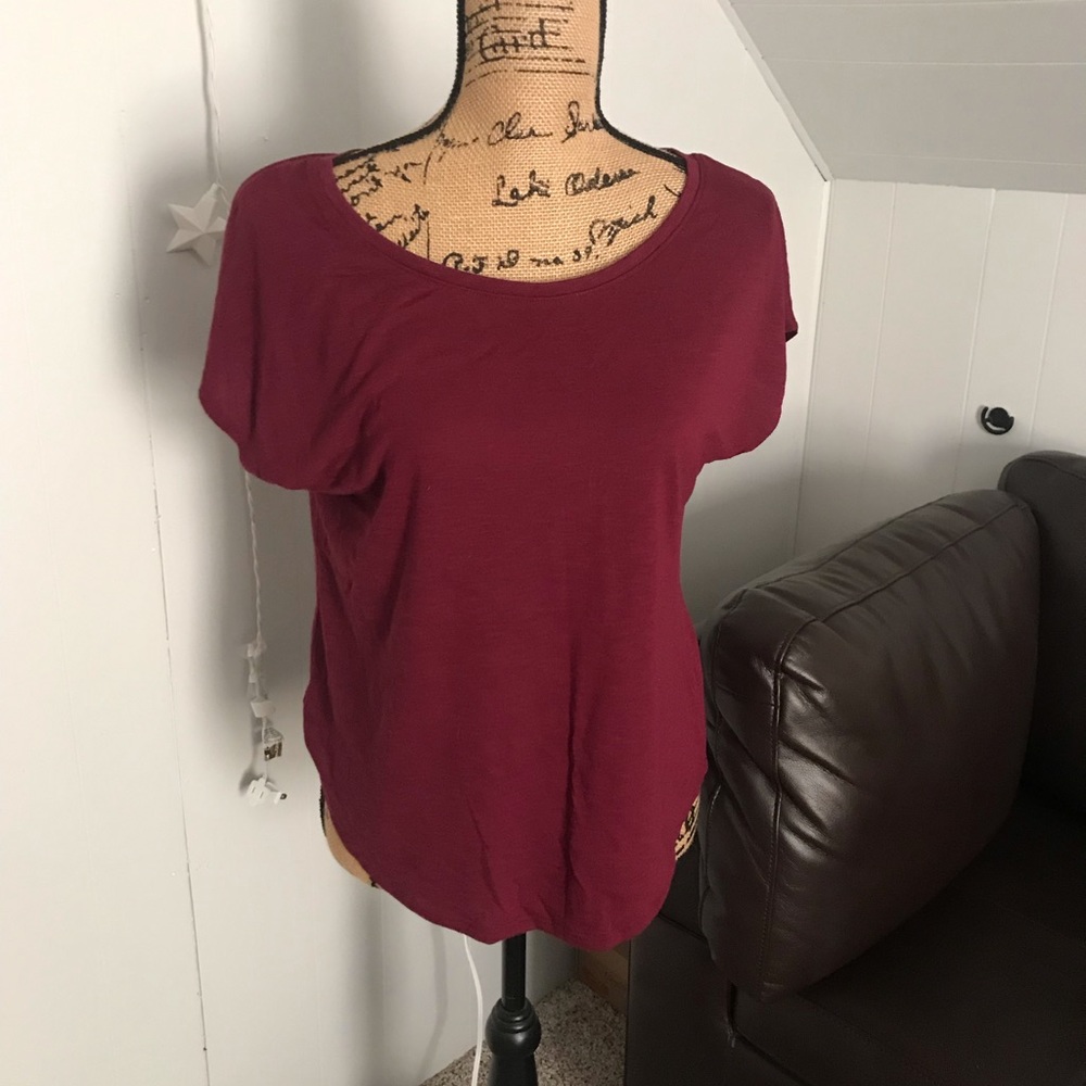 Red Tee shirt